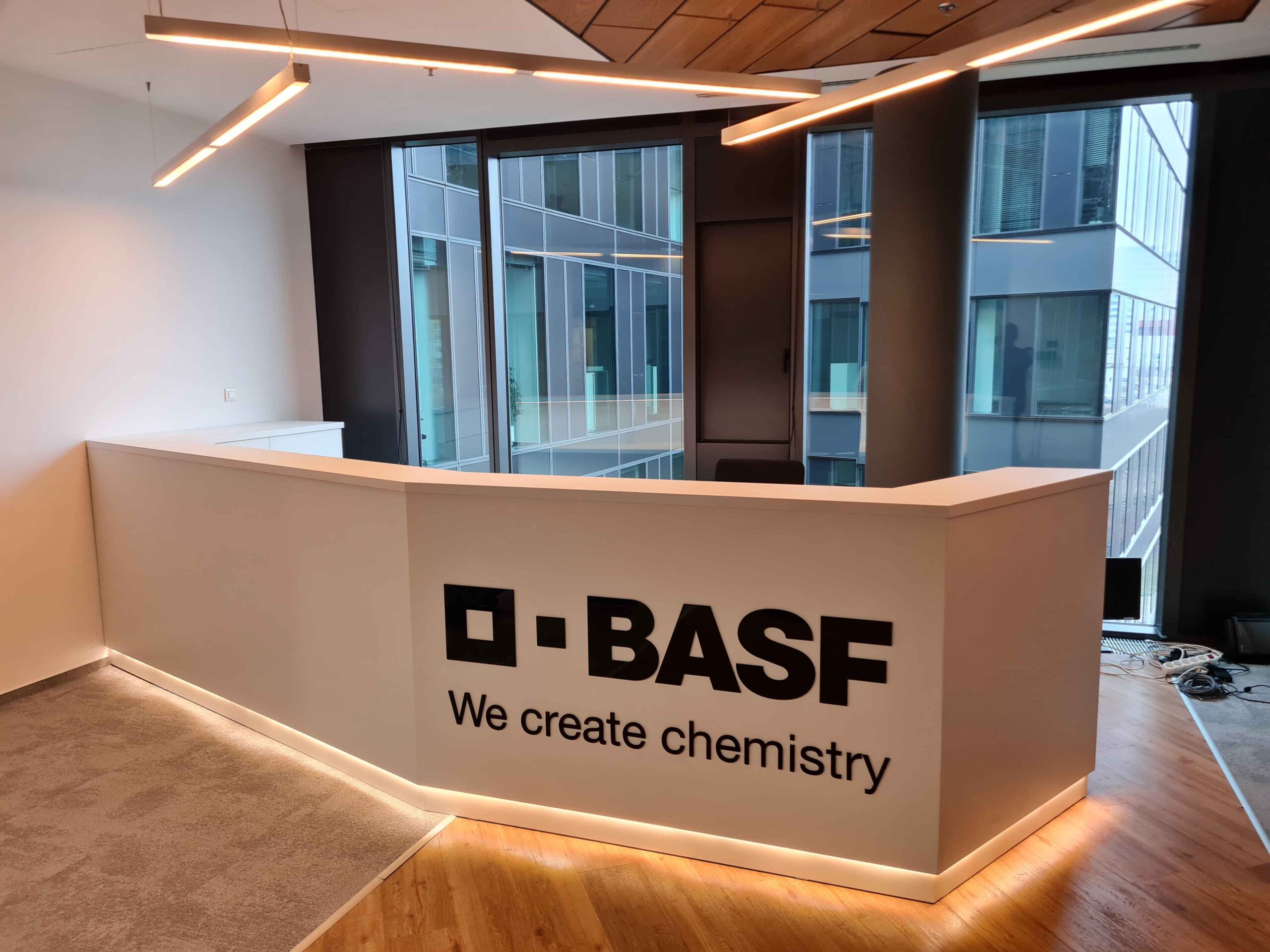 20230215_153743_14_11zon