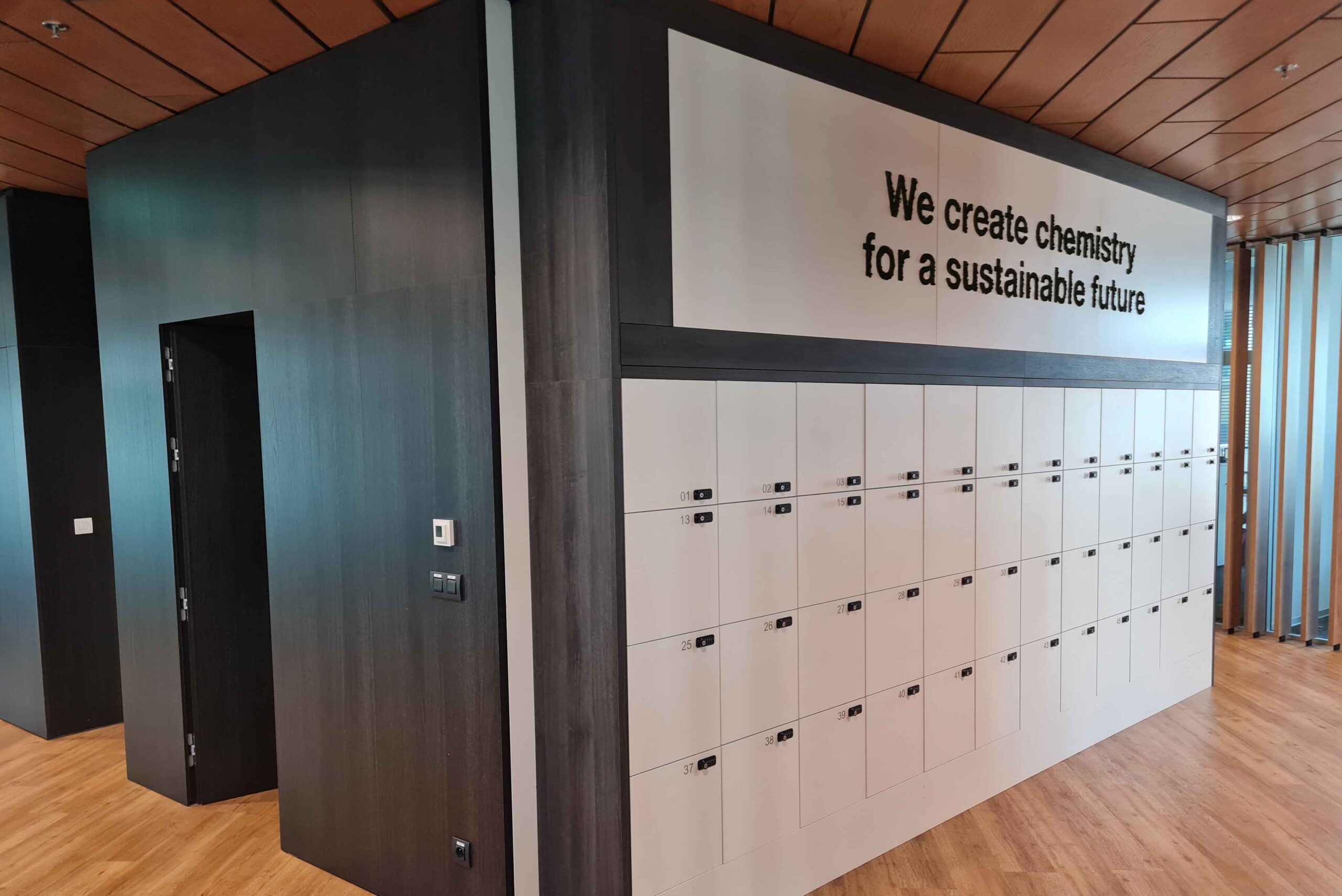 20230302_095810_17_11zon