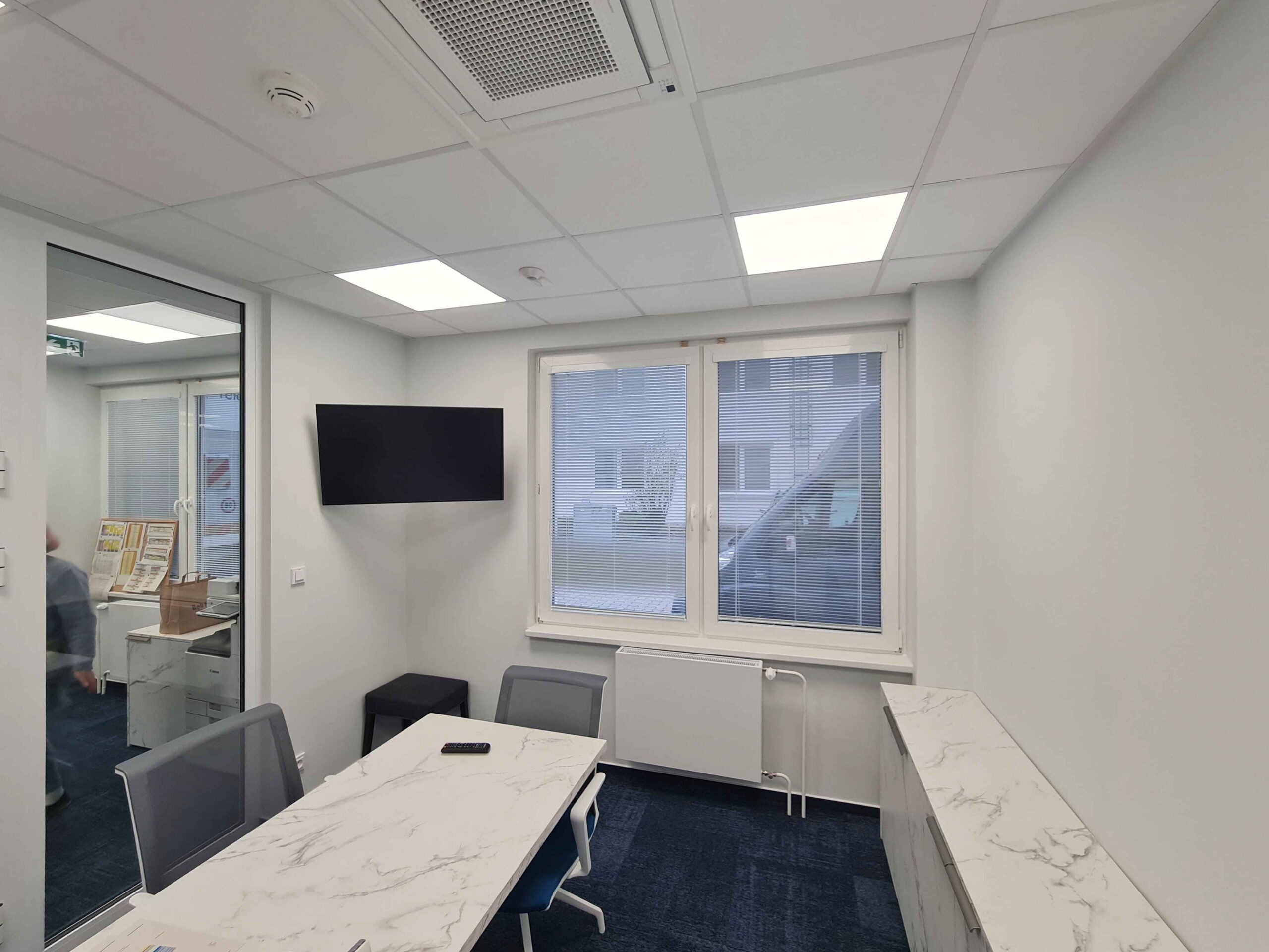 20241026_095848_11zon